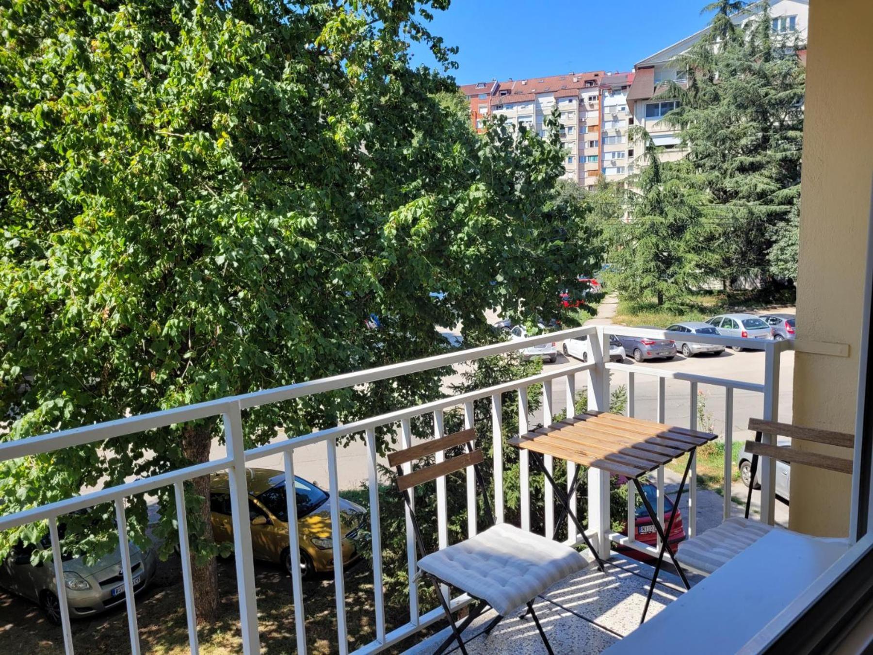 Community Park Apartment Ni 外观 照片